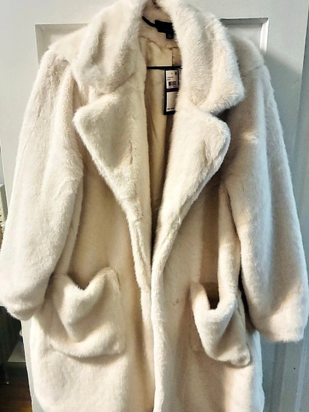 Cream Teddy Jacket New
Macys oversized beautiful